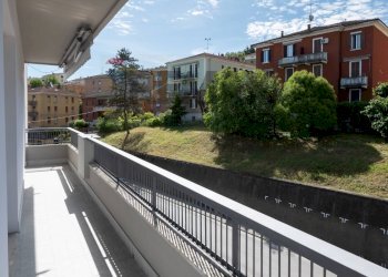 Balcone - Quadrilocale via solferino
 
5, Fornovo di Taro - foto 8