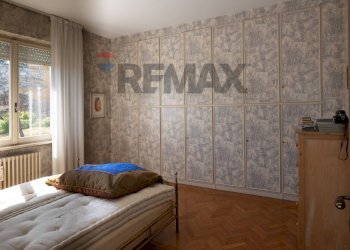 Camera / camera da letto - Quadrilocale via solferino
 
5, Fornovo di Taro - foto 17