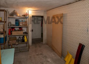 Cantina - Quadrilocale via solferino
 
5, Fornovo di Taro - foto 30
