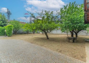 Giardino - Villa via foro san martino
 
25, Cassano Magnago - photo 3