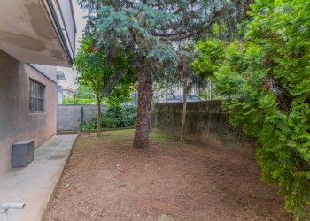 Giardino - Villa via foro san martino
 
25, Cassano Magnago - photo 12