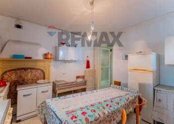 Sala da pranzo - Villa via foro san martino
 
25, Cassano Magnago - photo 22