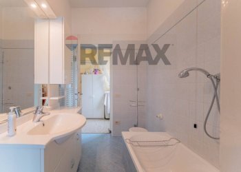 Bagno - Villa via foro san martino
 
25, Cassano Magnago - photo 37
