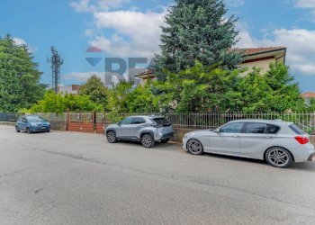 Edificio all\'aperto - Villa via foro san martino
 
25, Cassano Magnago - photo 59
