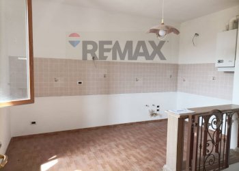 Stanza vuota - Casa semi indipendente Strada Della Pelosa
179, Fiorenzuola d'Arda - foto 9