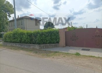 Casa all\'aperto - Casa semi indipendente Strada Della Pelosa
179, Fiorenzuola d'Arda - foto 58
