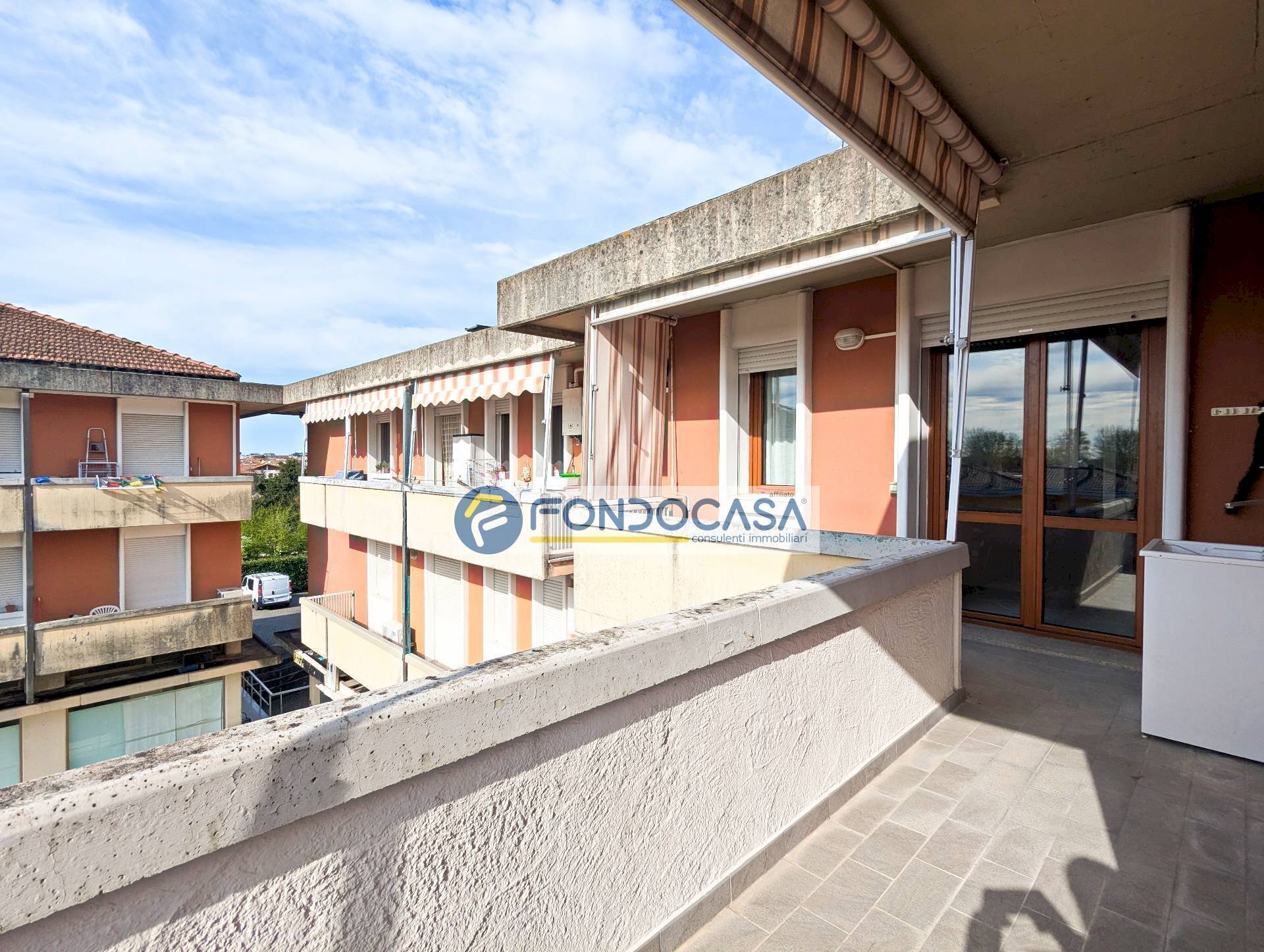 esterno - Trilocale Via Treviso
20, Massa - foto 2
