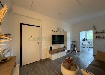 Foto 1 - Three-room apartment VIA NAZIONALE APPIA, Curti - photo 1