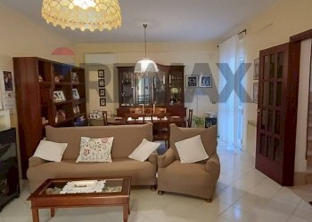 Sala da pranzo - Villa a Schiera Minturno - foto 11