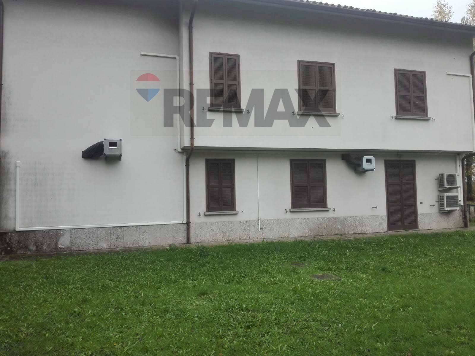 Casa all\'aperto - Villa Suisio - foto 2