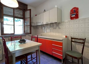 Cucina - Trilocale Piazza Brembana - foto 24