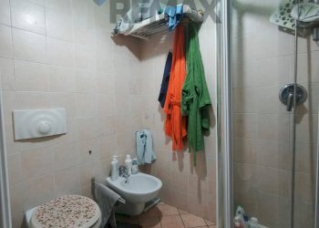 Bagno - Three-room apartment Via Epicarmo
 
18, Palermo - photo 19