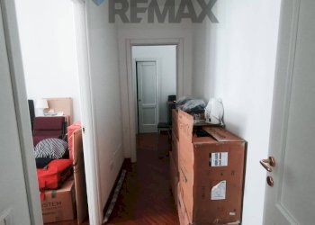 Hall / corridoio - Three-room apartment Via Epicarmo
 
18, Palermo - photo 20
