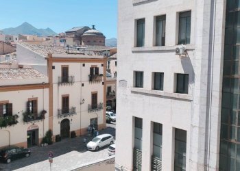 Edificio all\'aperto - Three-room apartment Via Epicarmo
 
18, Palermo - photo 28