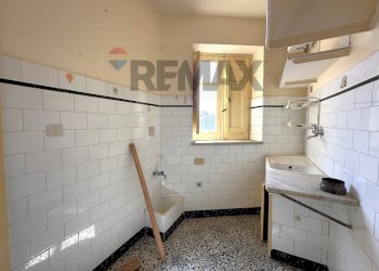 Bagno - Casa indipendente Via degli aragonesi
 
3, Castelbuono - foto 7