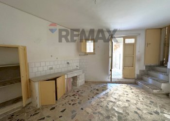 Stanza vuota - Casa indipendente Via degli aragonesi
 
3, Castelbuono - foto 24