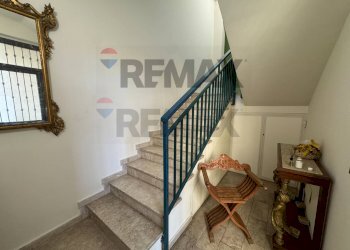 Scale - Casa indipendente Via degli aragonesi
 
3, Castelbuono - foto 27