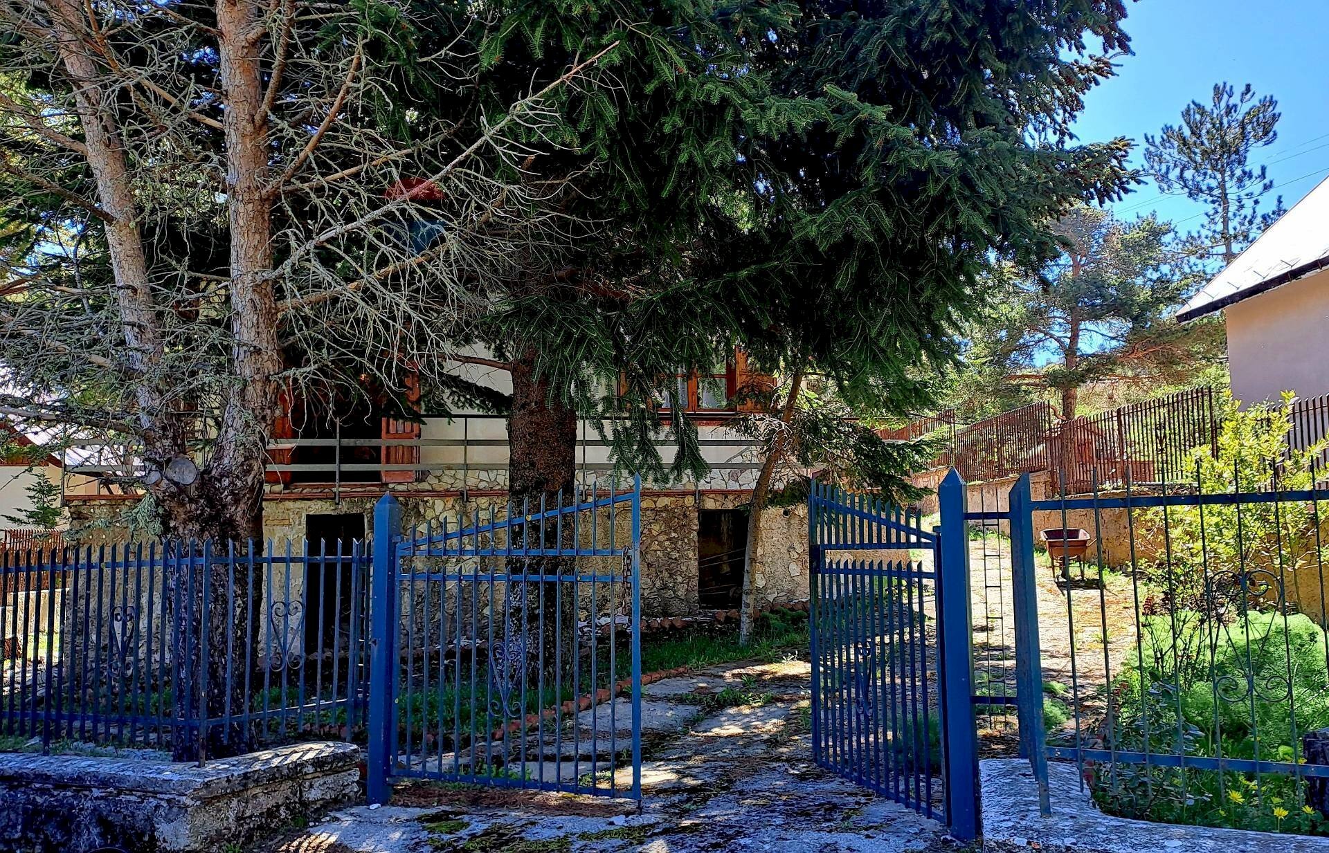 Ingresso - Casa indipendente MANDRIA DEL CONTE/PIANO ZUCCHI
s/n, Isnello - foto 2