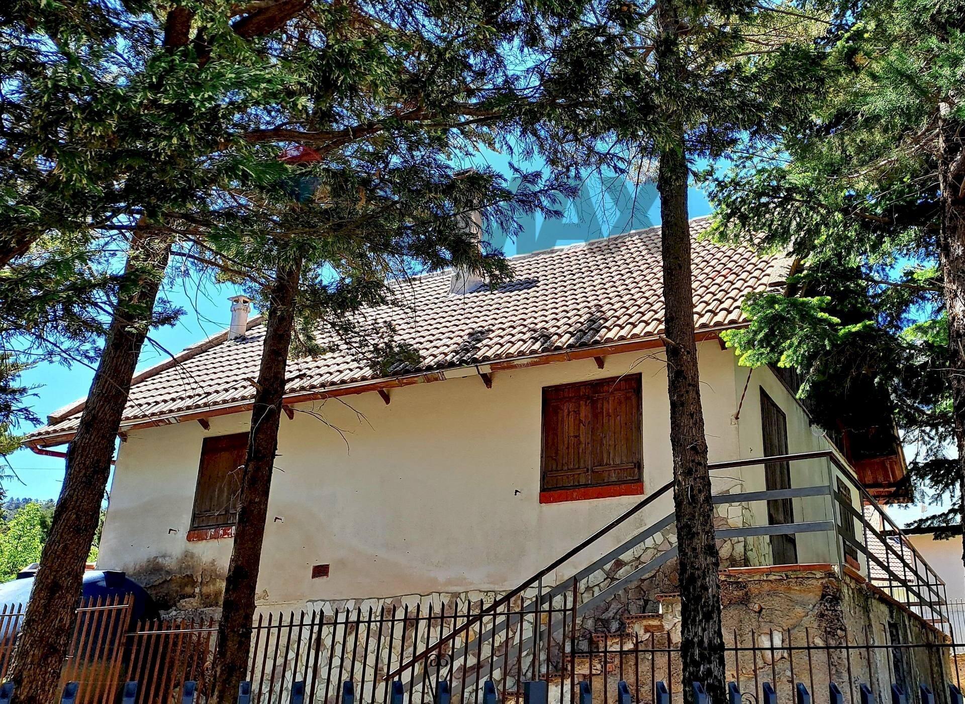 Prospetto laterale sinistro - Casa indipendente MANDRIA DEL CONTE/PIANO BATTAGLIA
s/n, Isnello - foto 2