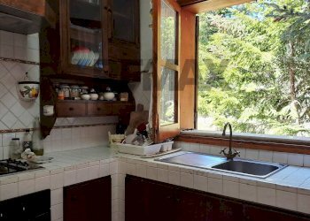Cucina - Casa indipendente MANDRIA DEL CONTE/PIANO ZUCCHI
 
s/n, Isnello - foto 30