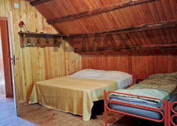 Camera / camera da letto - Casa indipendente MANDRIA DEL CONTE/PIANO ZUCCHI
 
s/n, Isnello - foto 39