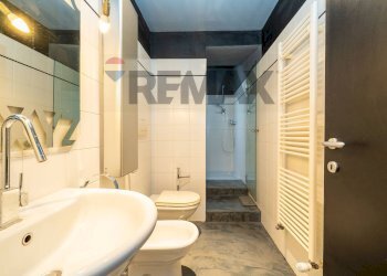 Bagno - Quadrilocale Via Giuseppe Garibaldi
 
31, Torino - foto 21