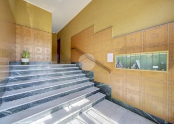 Three-room apartment Via torino, Piossasco - photo 3