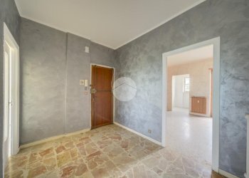 Three-room apartment Via torino, Piossasco - photo 5