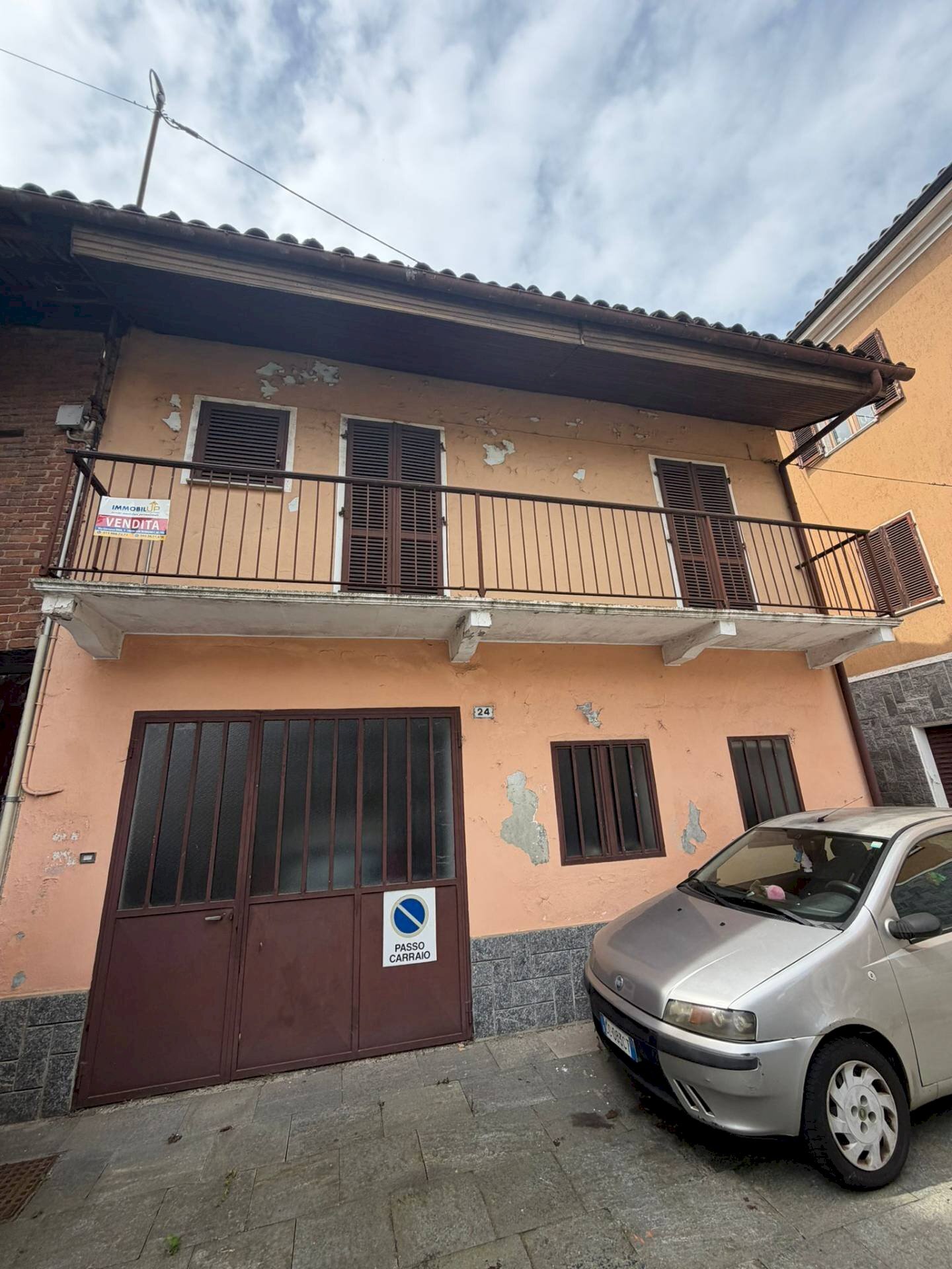 Foto 1 - Rustic Piazza Vittorio Emanuele II
 
24, San Benigno Canavese - photo 1