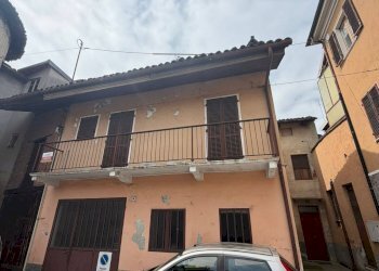 Foto 2 - Rustico Piazza Vittorio Emanuele II
 
24, San Benigno Canavese - foto 2