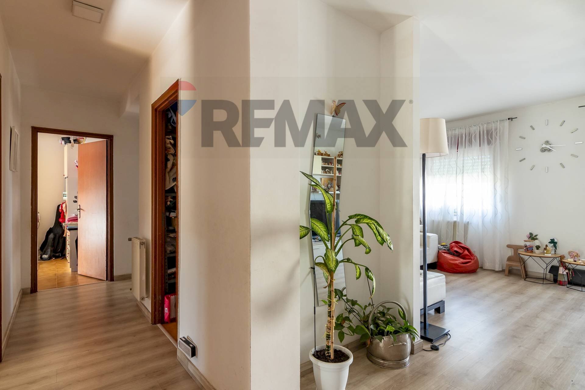 Hall / corridoio - Apartment Via Filippo Anfuso
109, Ragusa - photo 3