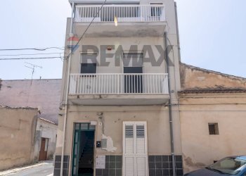 Edificio all\'aperto - Independent house Via Francesco Crispi
 
29, Comiso - photo 1