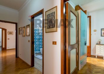 Hall / corridoio - Independent house via Damiano chiesa
 
27, Pozzallo - photo 17