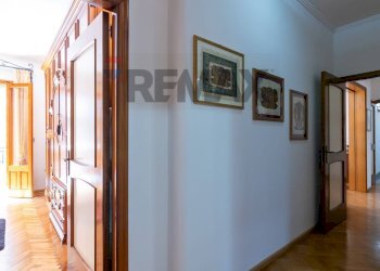 Hall / corridoio - Independent house via Damiano chiesa
 
27, Pozzallo - photo 18