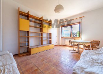 Sala da pranzo - Bilocale Via Isole  Del Capoverde
 
316, Roma - foto 3