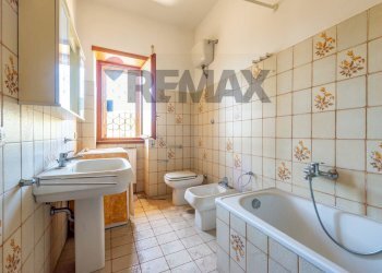 Bagno - Bilocale Via Isole  Del Capoverde
 
316, Roma - foto 12