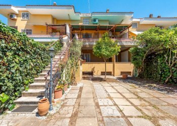 Casa all\'aperto - Semi-detached house Via Stesicoro
69, Roma - photo 2