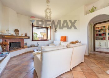 Soggiorno - Semi-detached house Via Stesicoro
69, Roma - photo 5