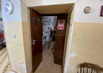 Hall / corridoio - Quadrilocale Via San Francesco D'Assisi
 
10, Latiano - foto 9