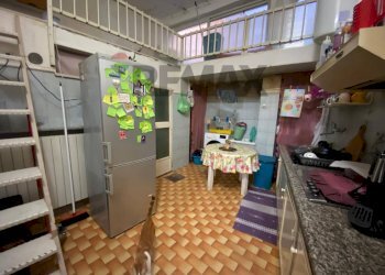 Cucina - Quadrilocale Via San Francesco D'Assisi
 
10, Latiano - foto 13