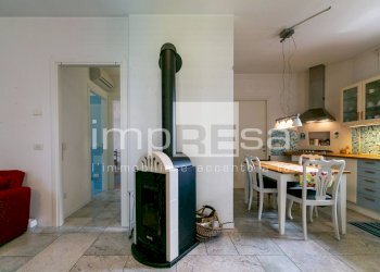 Foto 3 - Trilocale via cella
 
1, Chiarano - foto 3