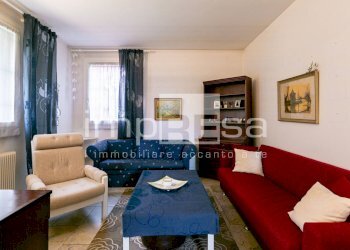 Foto 6 - Trilocale via cella
 
1, Chiarano - foto 6