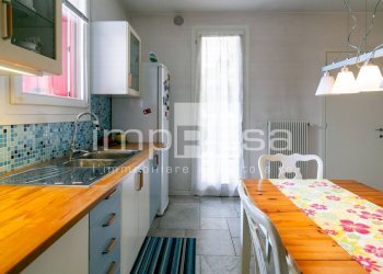 Foto 11 - Trilocale via cella
 
1, Chiarano - foto 11
