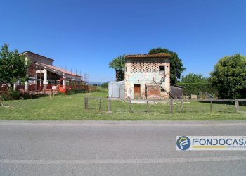 Foto 1 - Warehouse Via Fratelli Cervi, Castelfranco di Sotto - photo 1