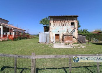 Foto 2 - Warehouse Via Fratelli Cervi, Castelfranco di Sotto - photo 2