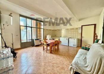 Sala da pranzo - Semi-detached house Via Porto
6a, Crotta d'Adda - photo 17
