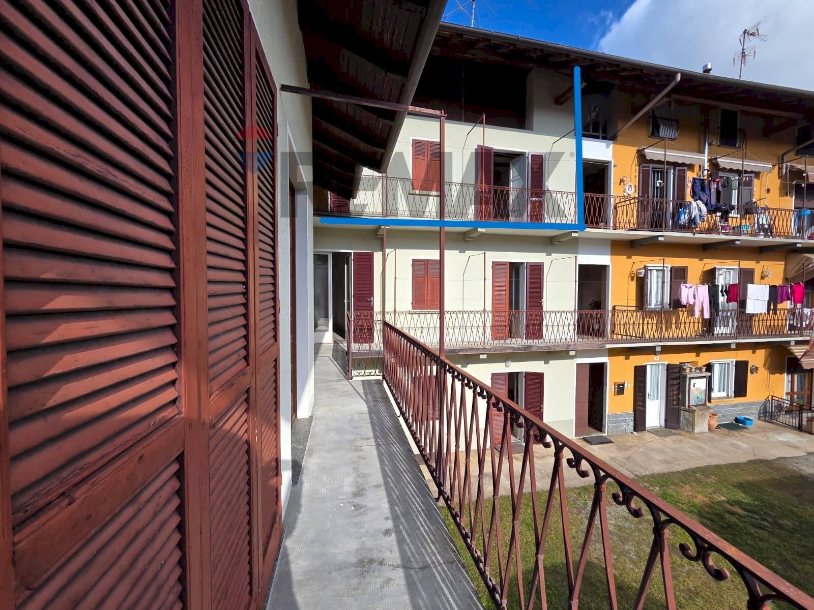 Balcone - Two-room apartment Via Monte Rosa
 
18 B, Invorio - photo 3