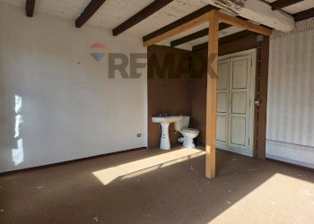 Stanza vuota - Two-room apartment Via Monte Rosa
 
18 B, Invorio - photo 7