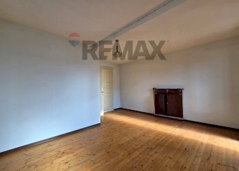 Stanza vuota - Two-room apartment Via Monte Rosa
 
18 B, Invorio - photo 8