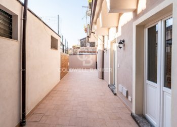 Foto 3 - Three-room apartment Via Paolo Vasta
53, Acireale - photo 3